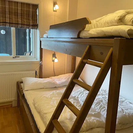 Sentral Og Moderne Med Heis Og Garasje Semesterbostad *