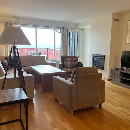 Сasa de vacaciones Sentral Og Moderne Med Heis Og Garasje Beitostolen